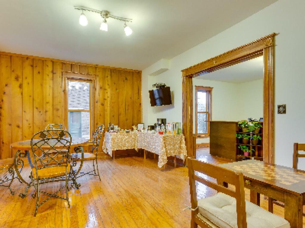 Persimmon Inn Bloomington Extérieur photo
